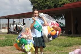 Girl Scouts Donate Stuffed Animals