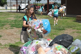 Girl Scouts Donate Stuffed Animals