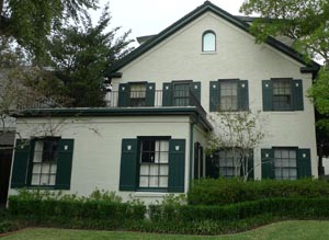 Colonial Revival